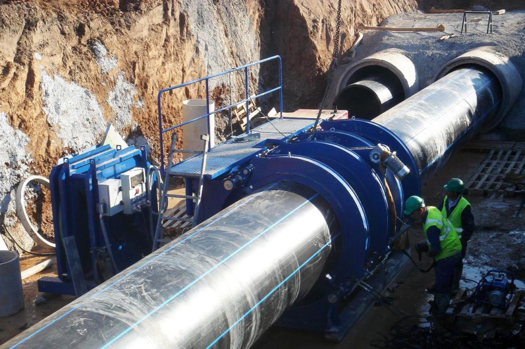Монтаж водовода подачи фильтрованной воды от насосной станции 2-го подъема до Древесно-массного производства